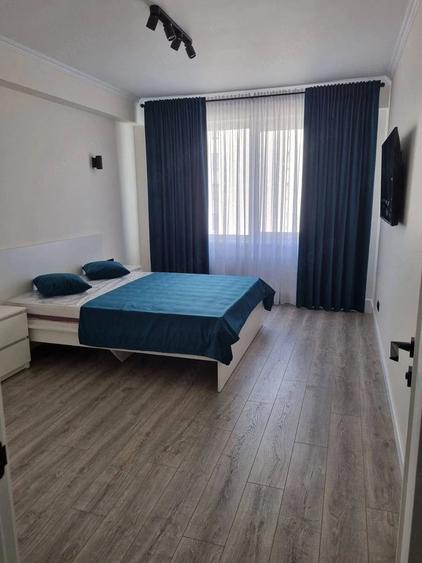 Garsonieră decomandată în Romană