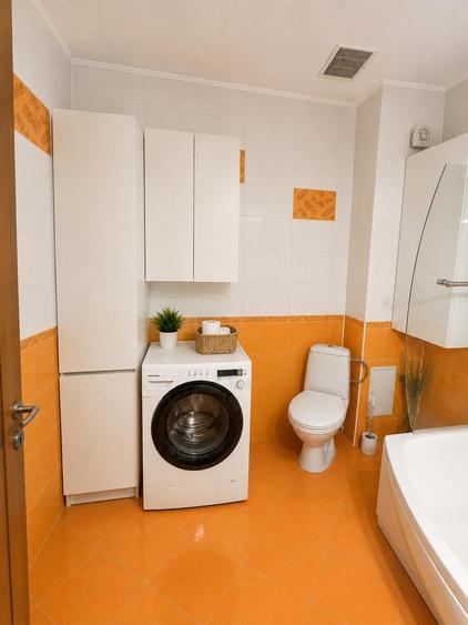 Apartament cu 3 camere decomandat în Câmpului