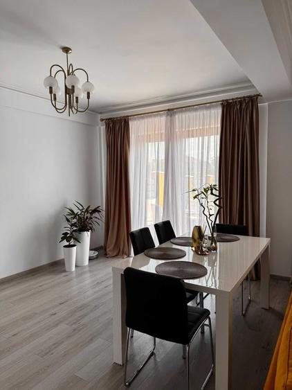 Casă cu 3 camere în Valea Lupului