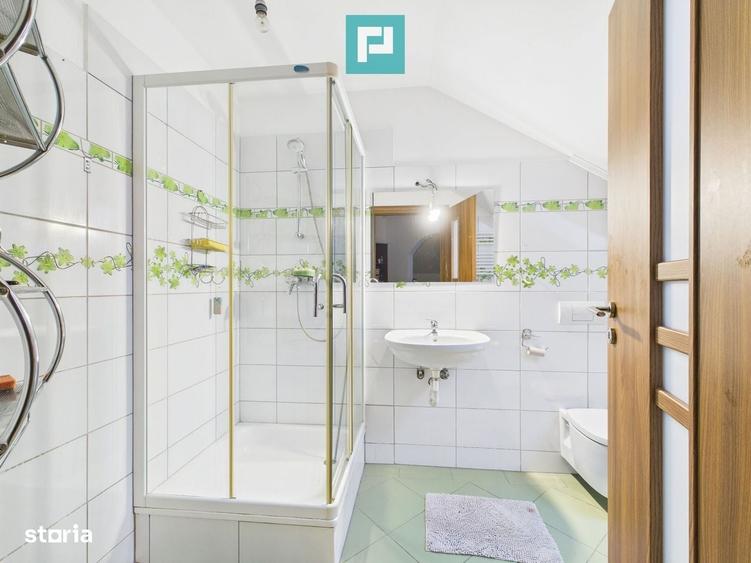 Casă cu 4 camere cu Teren 1376 Mp în Central