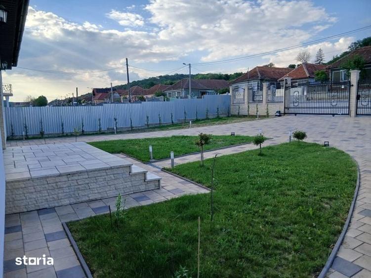 Casă cu 3 camere cu Teren 119 Mp în Hidiș