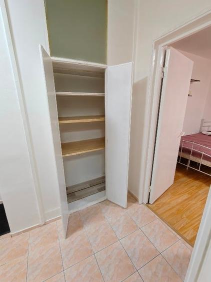 Apartament cu 2 camere decomandat în Berceni