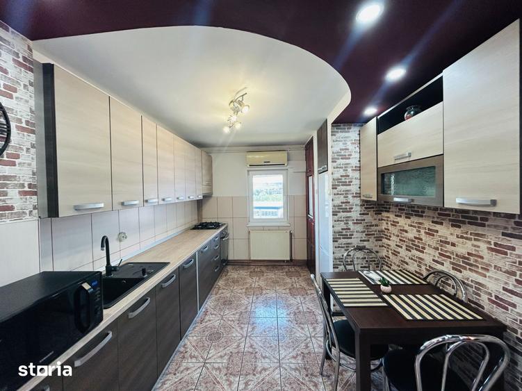 Apartament cu 3 camere decomandat în Lazaret