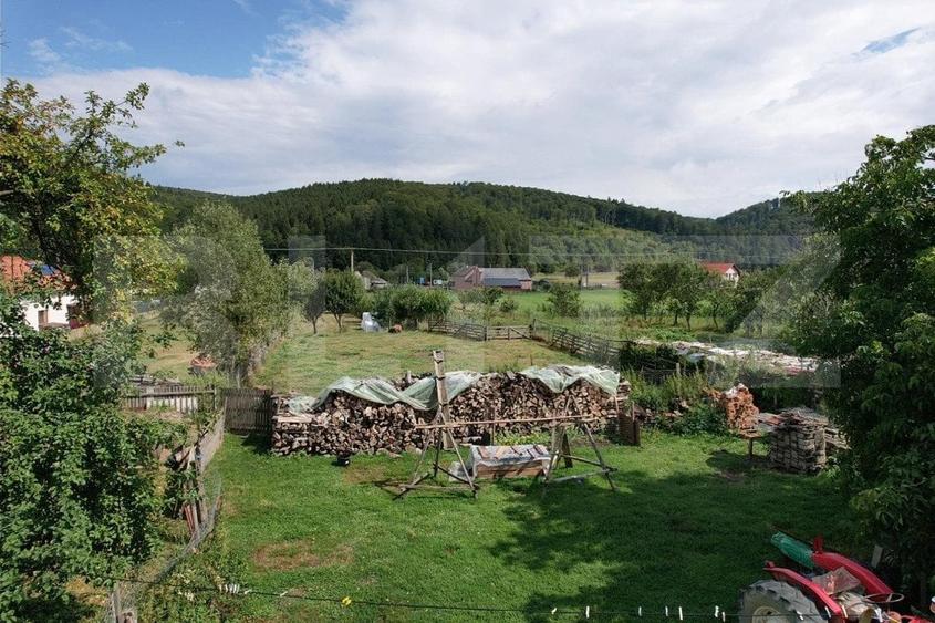Casă individuală cu 6 camere cu Canalizare în Exterior Est