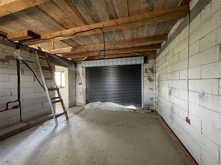 Casă individuală cu 4 camere cu Teren 1600 Mp în Malcoci