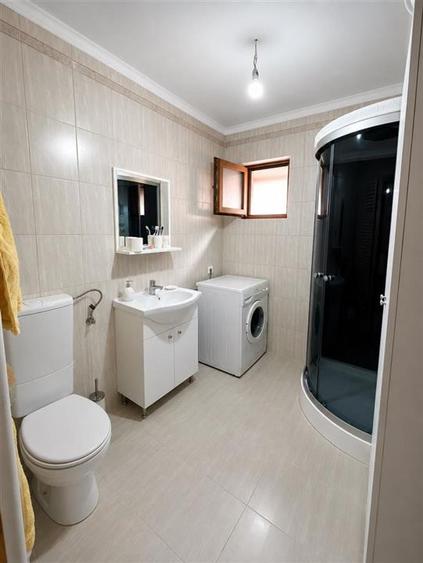 Casă individuală cu 3 camere cu Canalizare în Gepiu