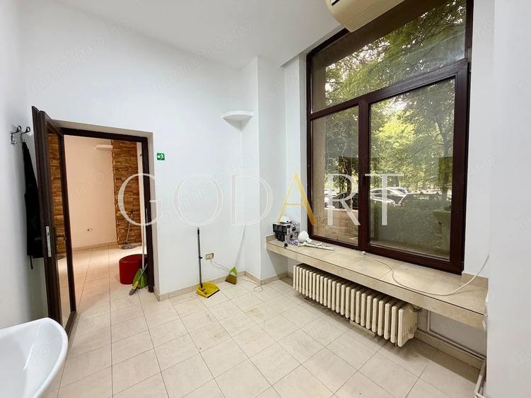 Spațiu comercial, de 137.32 mp, în Lacul Tei
