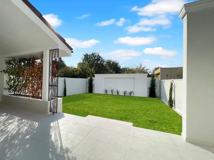 Duplex cu 5 camere cu Canalizare în Mehala