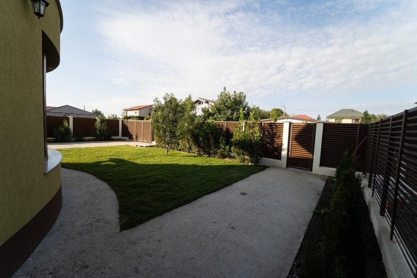 Casă individuală cu 4 camere cu Teren 400 Mp în Vânători