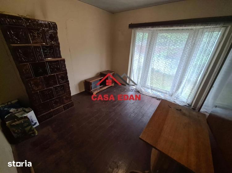 Casă cu 3 camere cu Teren 1000 Mp în Bănești