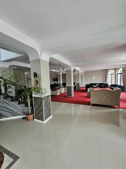 Spațiu comercial, de 1,980 mp, în Crasna