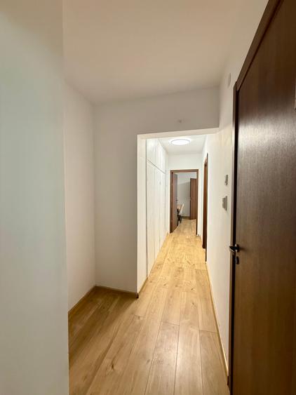 Apartament cu 3 camere semidecomandat în Iancului