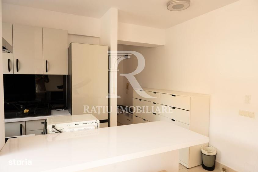 Apartament cu 3 camere decomandat în Iosia