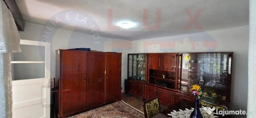 Casă cu 3 camere cu Teren 532 Mp în Păcii