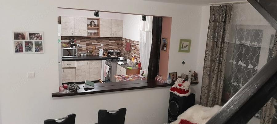 Vand Casa cu masarda - 2