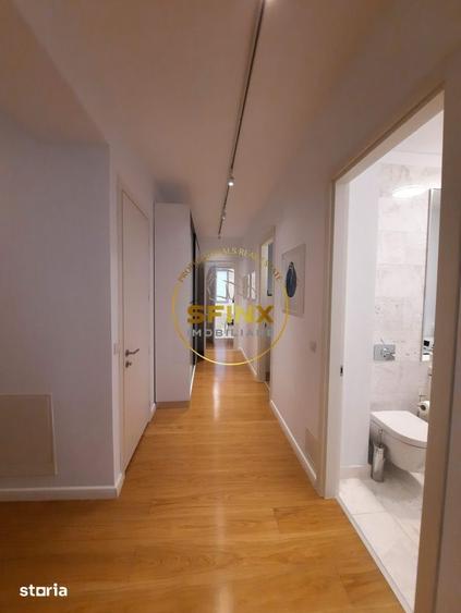 Apartament cu 3 camere decomandat în Grivița