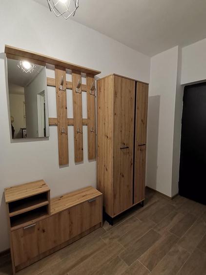 Apartament cu 2 camere semidecomandat în Exterior Vest