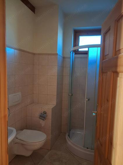 Casă cu Teren 437 Mp în Titulescu
