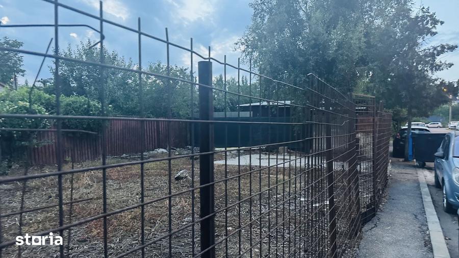 Teren de 302 mp, în Militari