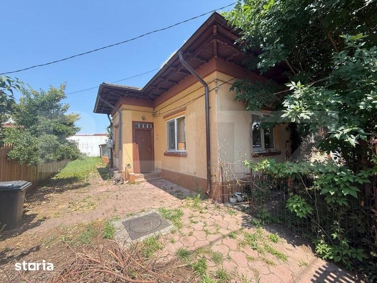 Casă cu 3 camere cu Teren 330 Mp în Lupeni
