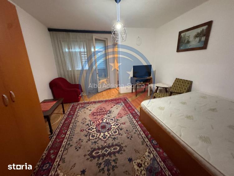 Garsoniera de inchiriat etaj 3, in Brazda 220 euro