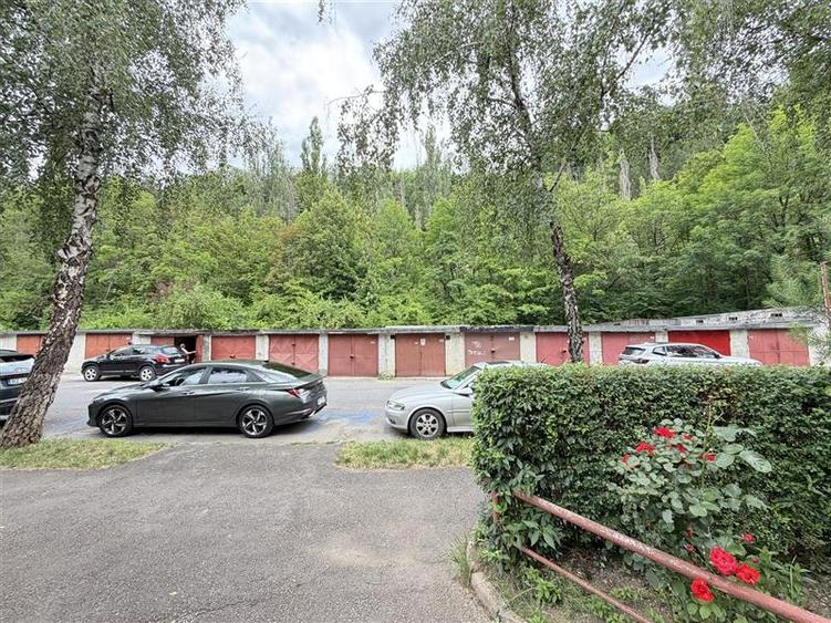 Apartament cu 2 camere decomandat în Răcădău