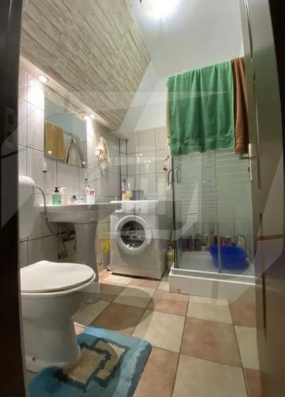 Apartament cu 2 camere semidecomandat, mobilat în Central