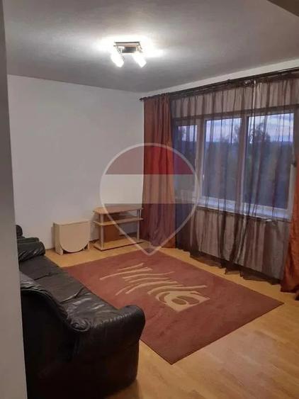 Apartament cu 2 camere semidecomandat în Canta