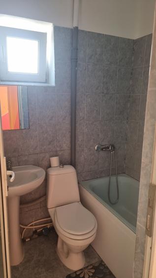 Apartament cu 2 camere decomandat în Traian