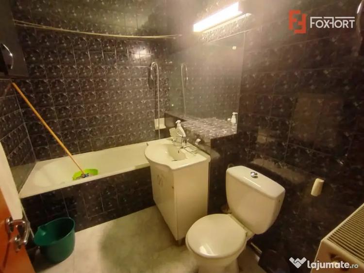 Apartament cu 2 camere decomandat în Girocului
