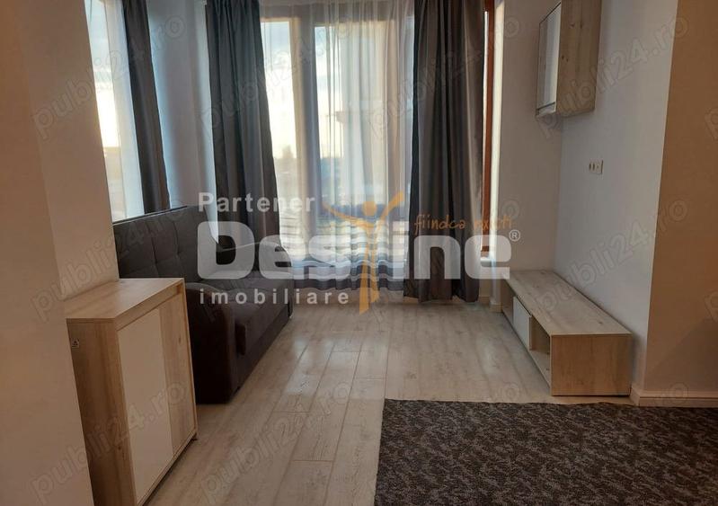 Apartament cu 3 camere în Aradului
