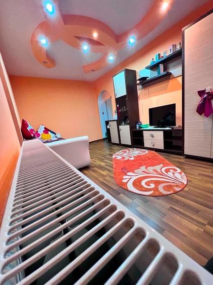 Apartament cu 2 camere semidecomandat în Alecu Russo