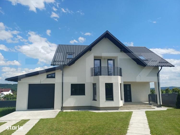 Casă cu 4 camere cu Teren 1000 Mp în Dărmănești