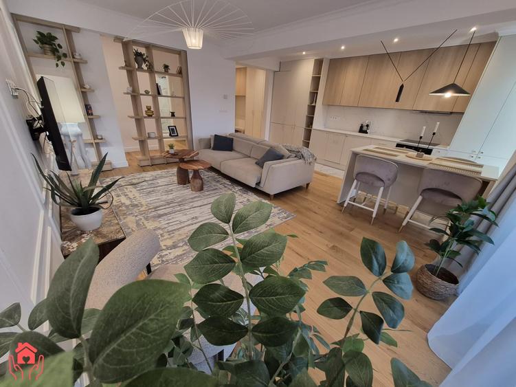 Apartament cu 3 camere semidecomandat, mobilat în Herăstrău