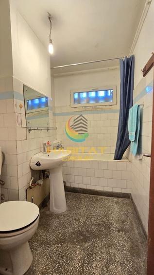 Apartament cu 3 camere decomandat, mobilat în Alexandru Obregia