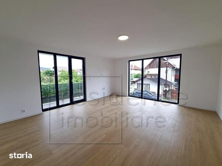 Casă cu 6 camere cu Teren 300 Mp în Gheorgheni