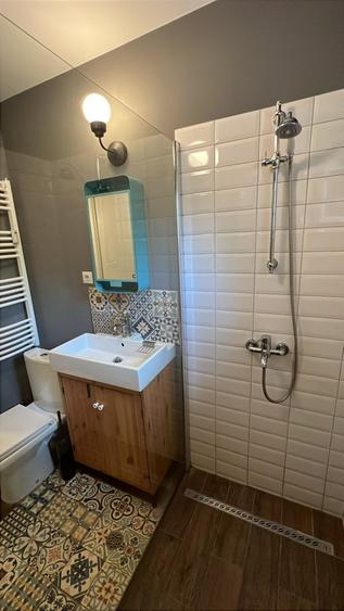 Apartament cu 2 camere decomandat, mobilat în Aviației