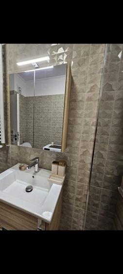 Apartament cu 2 camere decomandat în Regie
