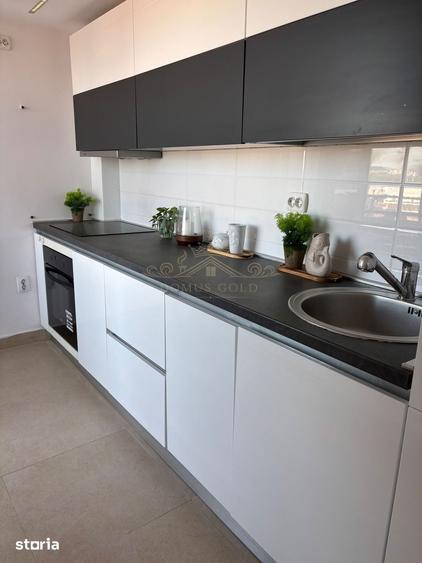 Apartament cu 6 camere decomandat în Bună Ziua