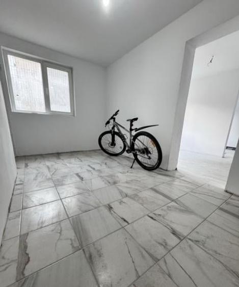 Apartament cu 3 camere în Giurgiului