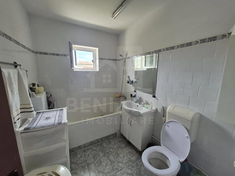 Apartament cu 2 camere decomandat în Cornitoiu