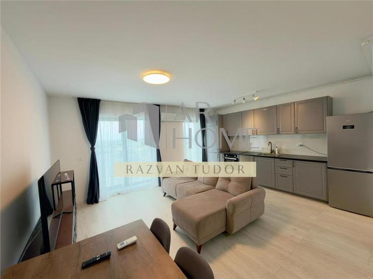 Apartament cu 3 camere decomandat, mobilat în Vest