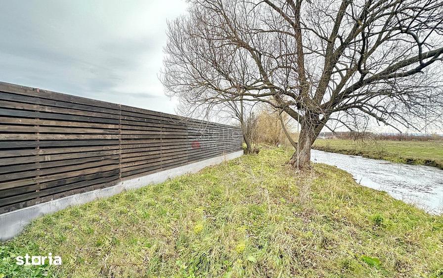 Casă cu 3 camere cu Teren 3233 Mp în Prejmer