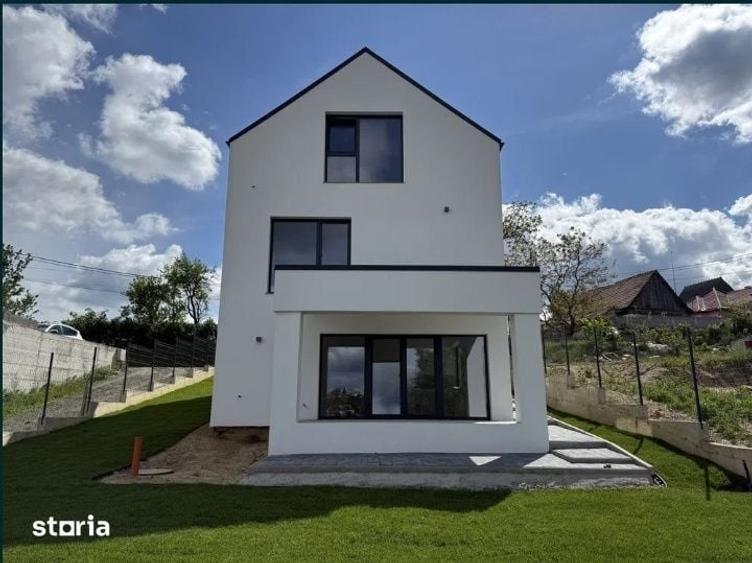 Casă cu 4 camere cu Teren 873 Mp în Feleacu