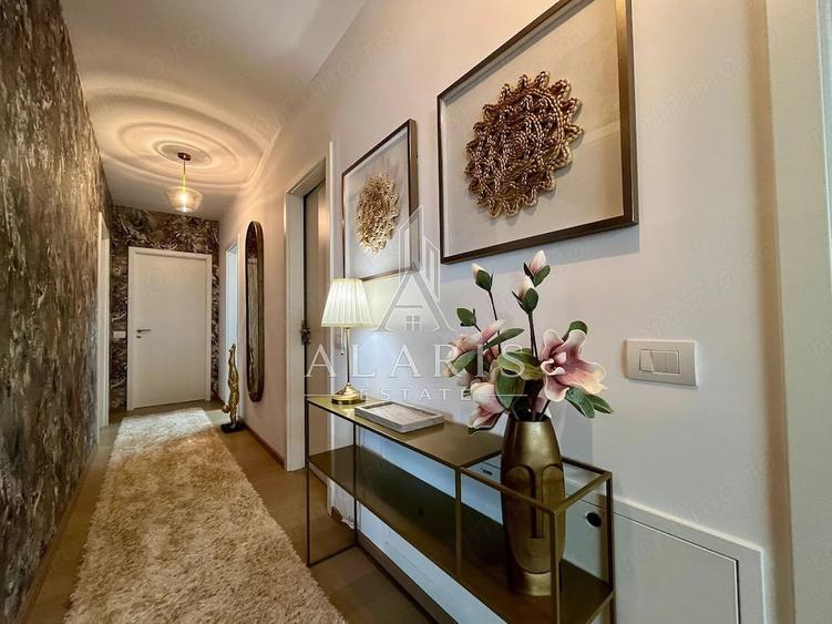 Apartament cu 4 camere semidecomandat în Badea Cârțan