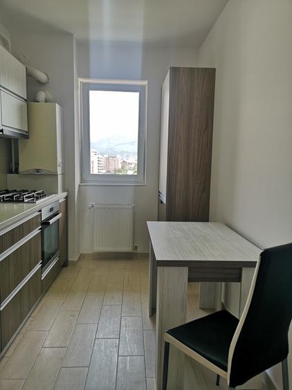 Apartament cu 2 camere decomandat, mobilat în Răcădău