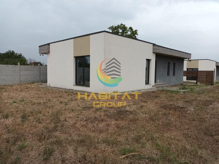 Casă individuală cu 3 camere cu Canalizare în Berceni