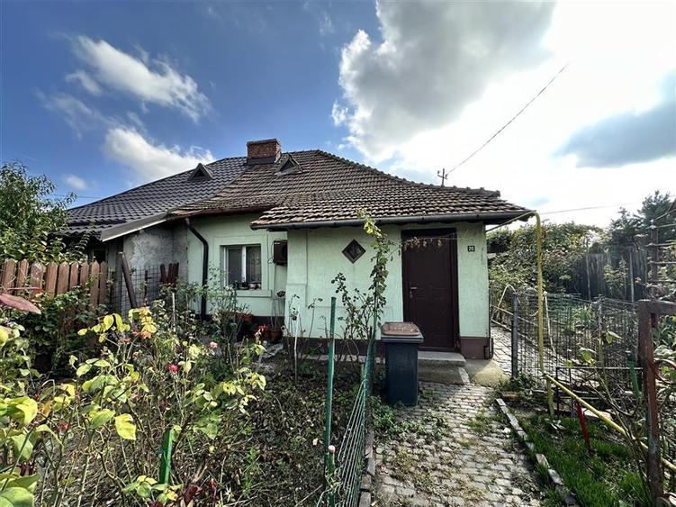 Casă cu 2 camere cu Teren 388 Mp în Mihai Bravu
