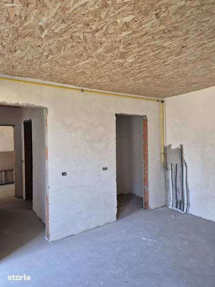 Casă cu 4 camere cu Teren 600 Mp în Oncea
