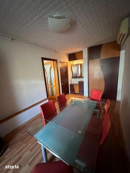 Apartament cu 2 camere decomandat în Rovine